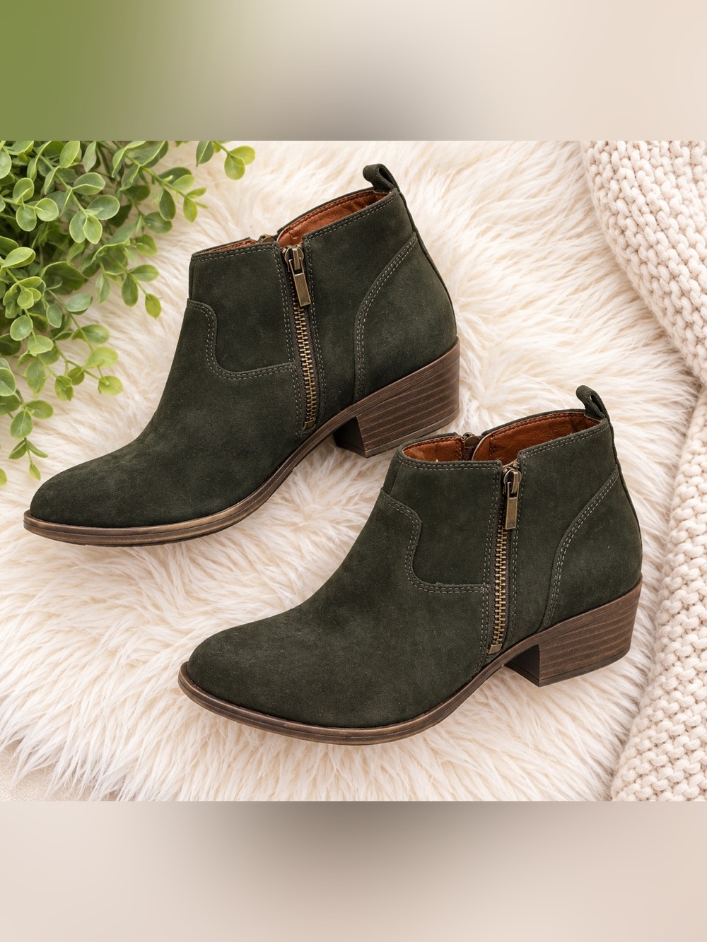 Lucky Brand Green Suede Ankle Boots 6.5 Western Side Zip Cowboy Booties